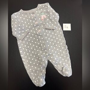 ⭐️2/$11.00⭐️ Carter’s 3m Grey Polka Dot Cotton Sleeper